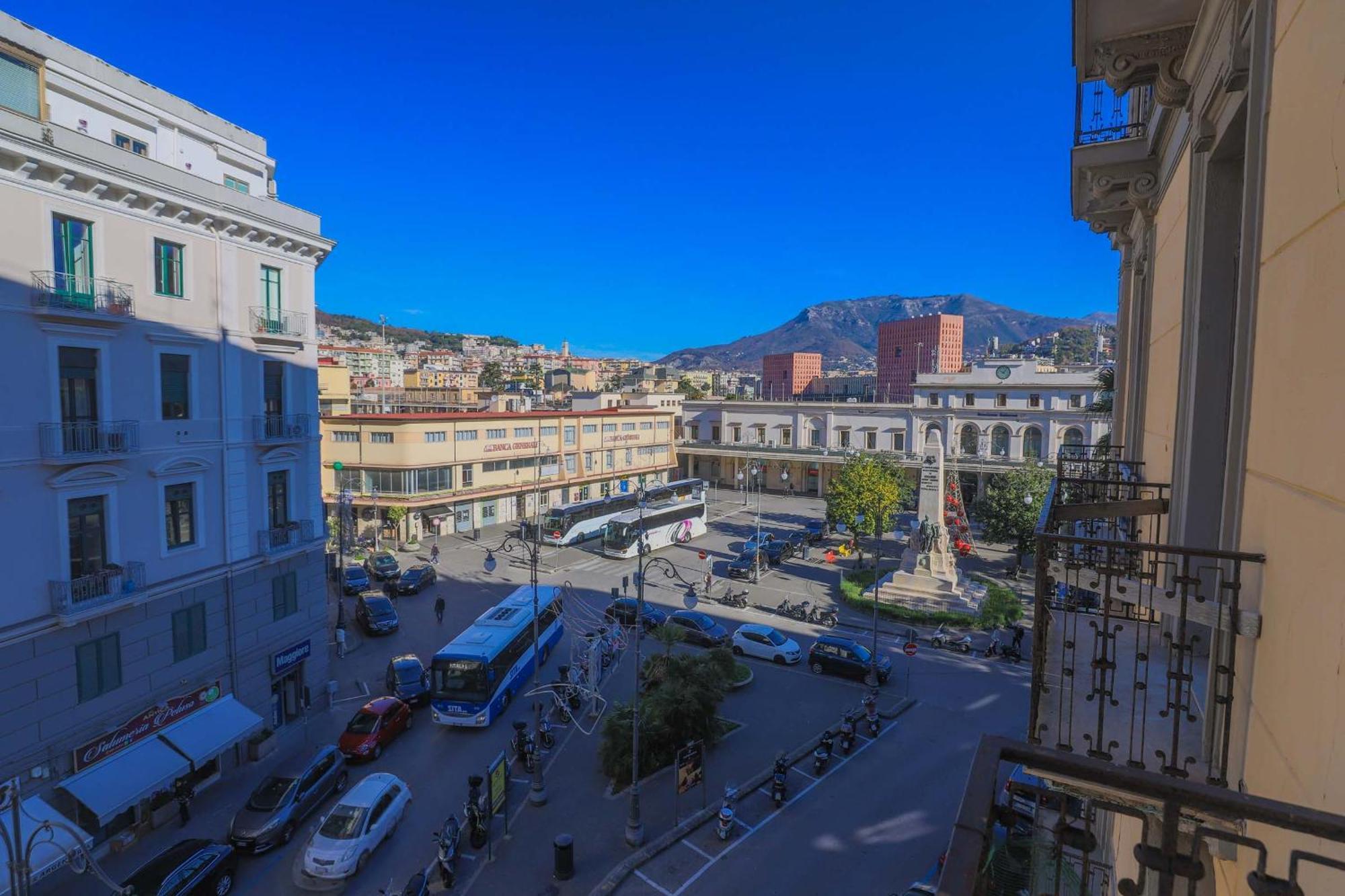 B&B Salerno Centrale Zewnętrze zdjęcie