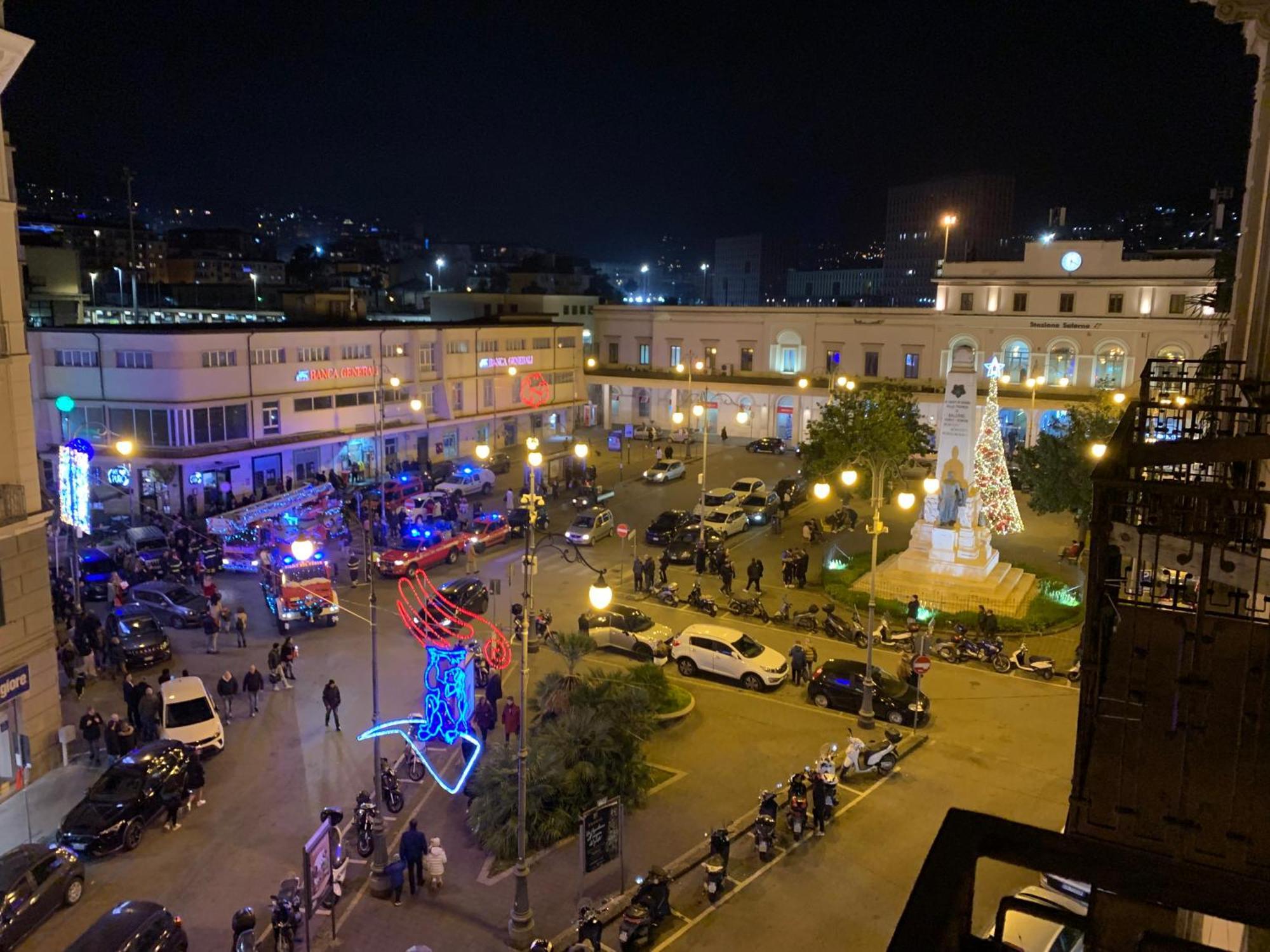 B&B Salerno Centrale Zewnętrze zdjęcie